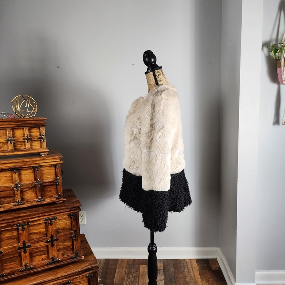 Y2K Faux Fur Jacket - Picture 4 of 12
